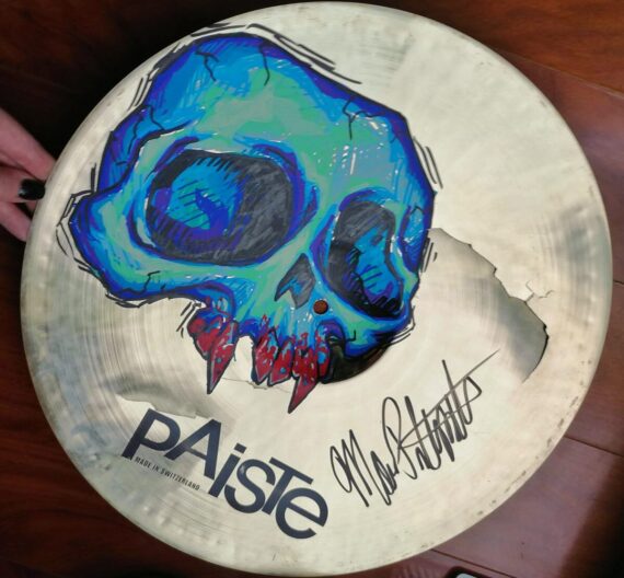 AUTOGRAPHED 18" PAISTE CRASH