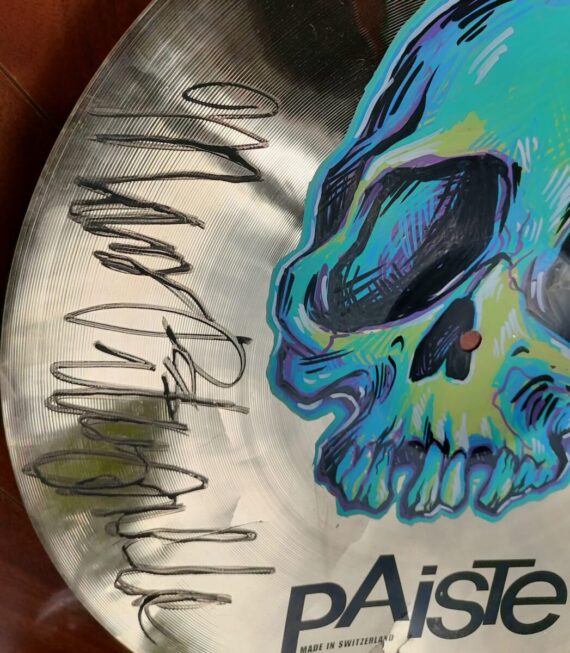 AUTOGRAPHED 18" PAISTE CRASH
