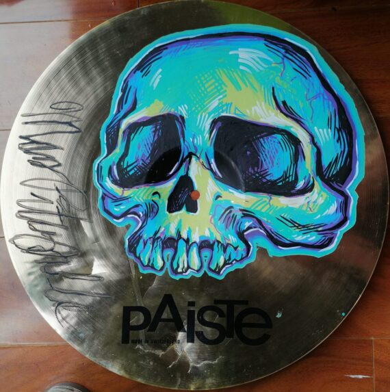 AUTOGRAPHED 18" PAISTE CRASH